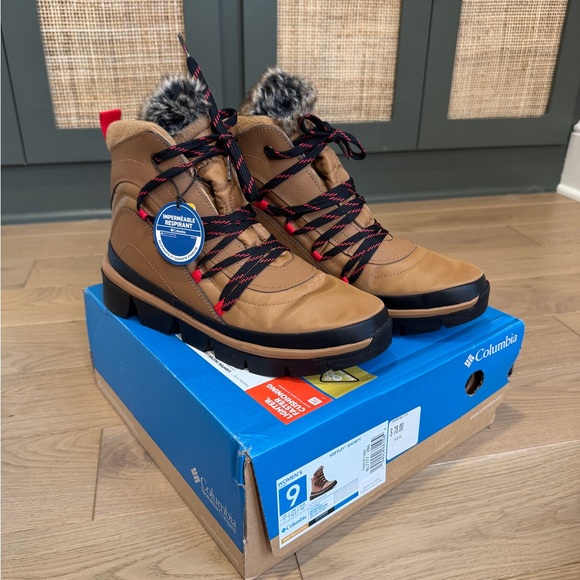 COLUMBIA WOMENS KEETLEY OMNI-HEAT INFINITY SHORTY BOOT - Picture 5 of 7